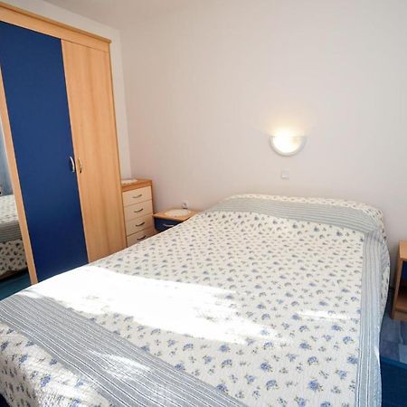 Apartment Vlado Zambratija  Buitenkant foto