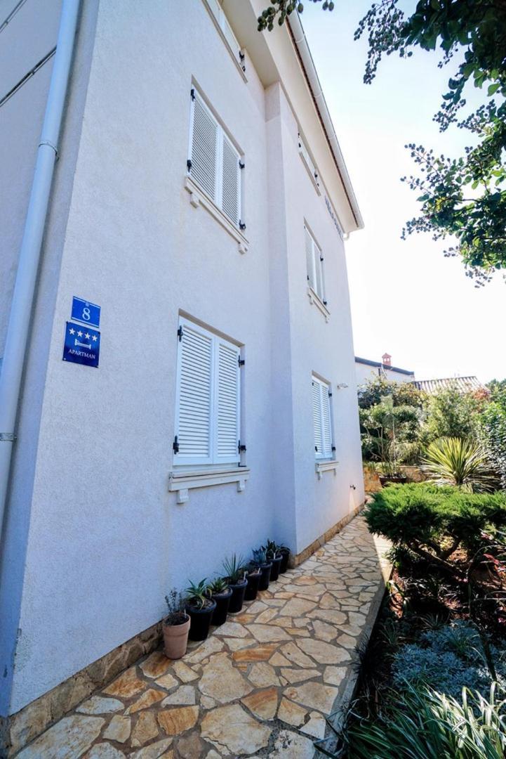 Apartment Vlado Zambratija  Buitenkant foto