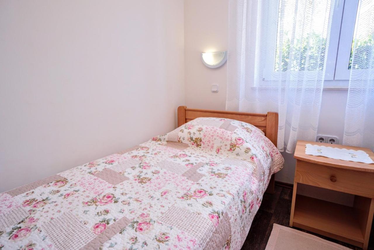 Apartment Vlado Zambratija  Buitenkant foto