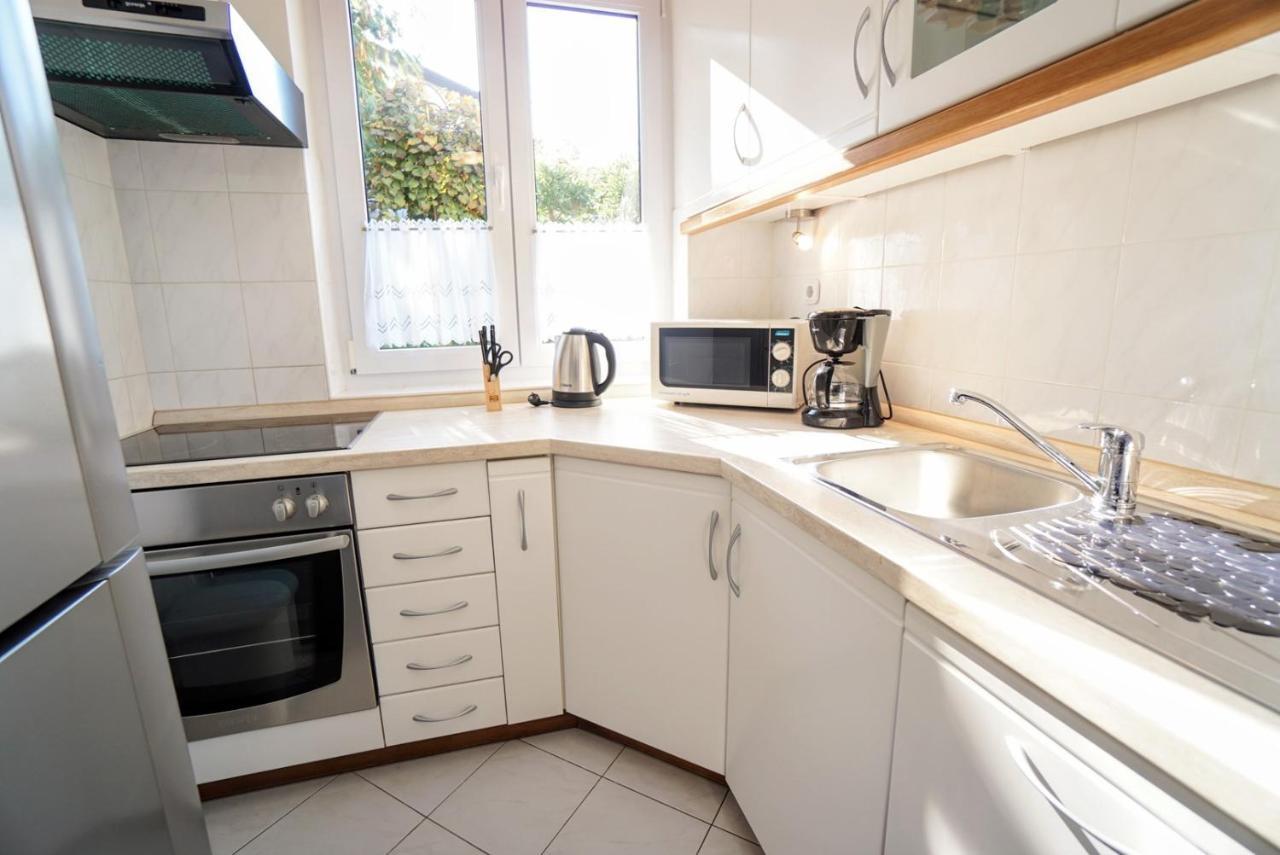 Apartment Vlado Zambratija  Buitenkant foto